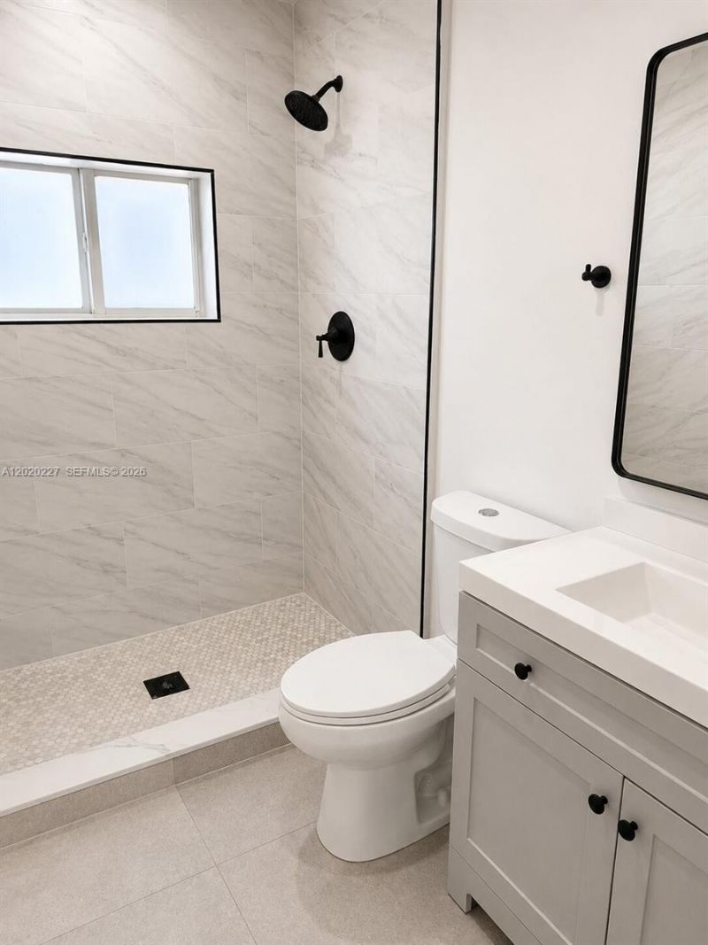 1733 NW 16th St, Unit 3, Miami, FL 33125 Photo