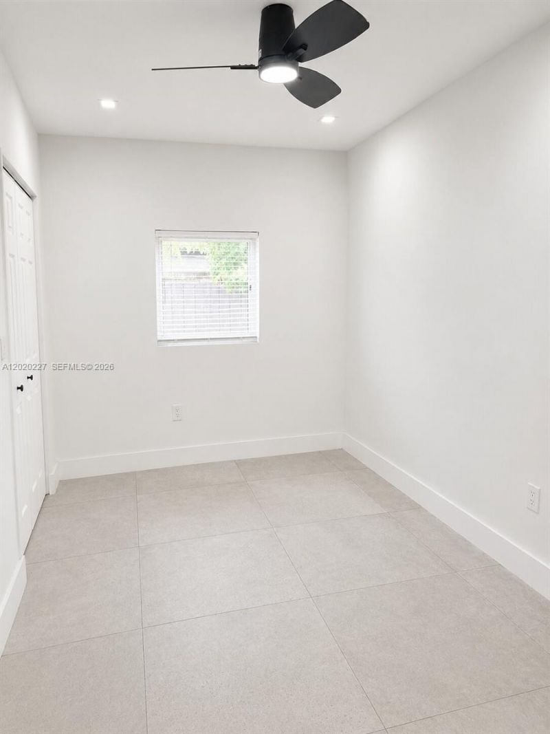 1733 NW 16th St, Unit 3, Miami, FL 33125 Photo