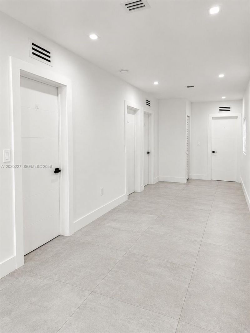 1733 NW 16th St, Unit 3, Miami, FL 33125 Photo