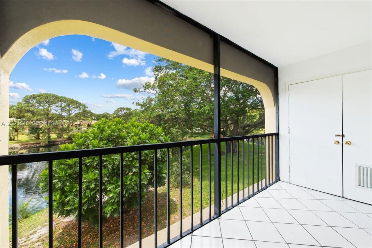 918 SW 9th Street Cir , Unit 204, Boca Raton, FL 33486 Photo