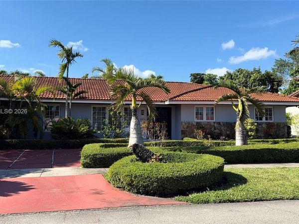 9999 SW 21st St, Miami, FL 33165
