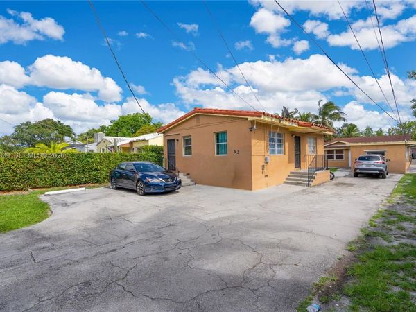 94 NW 69th St , Miami, FL 33150
