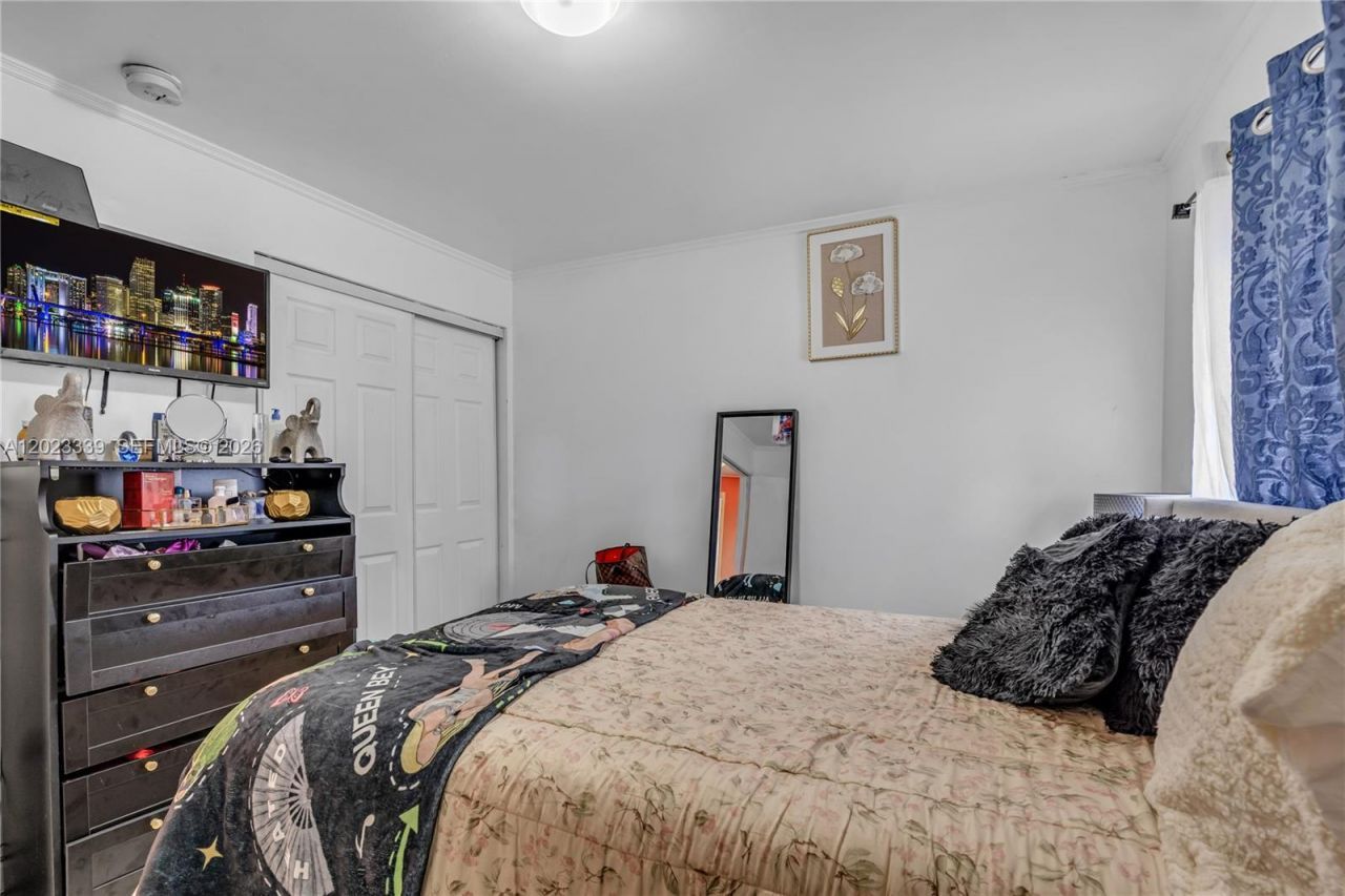 94 NW 69th St , Miami, FL 33150 Photo