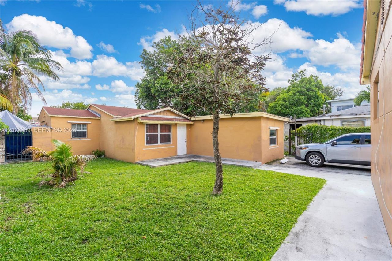 94 NW 69th St , Miami, FL 33150 Photo