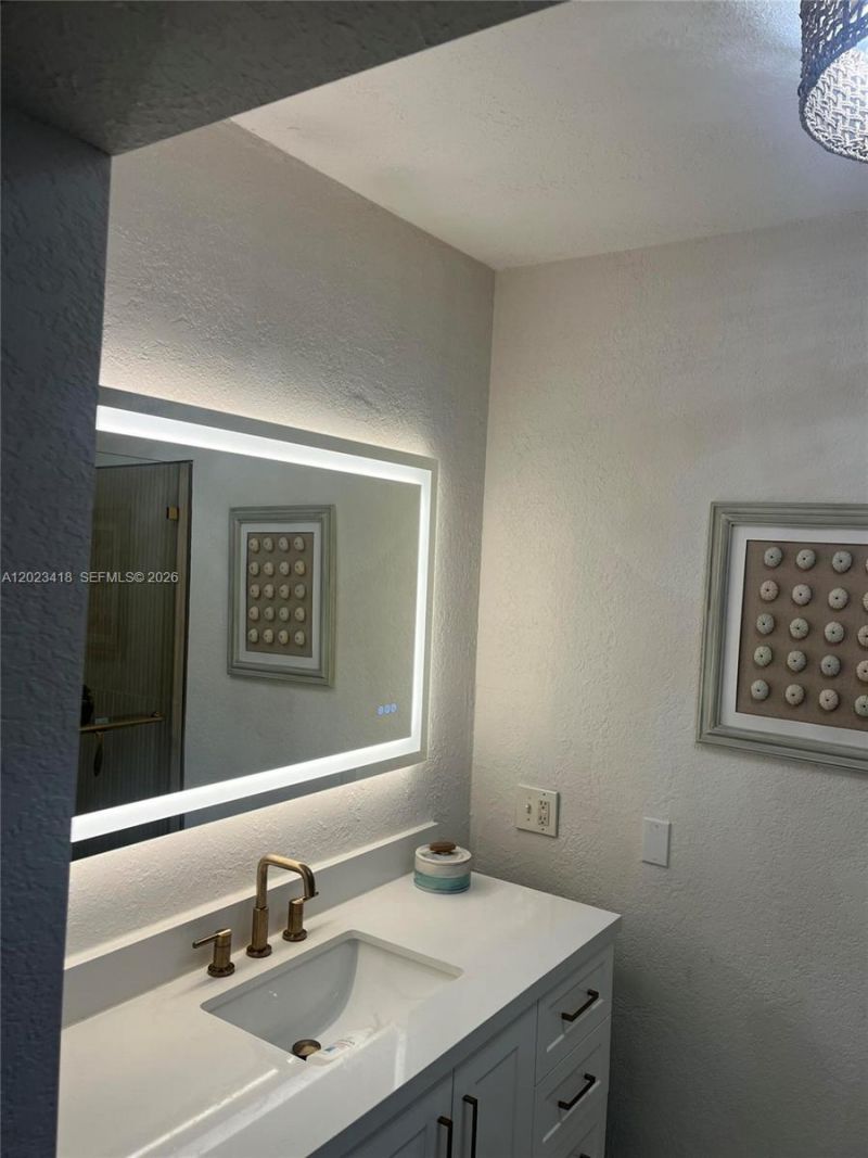 72 Palmetto Dr, Miami Springs, FL 33166 Photo