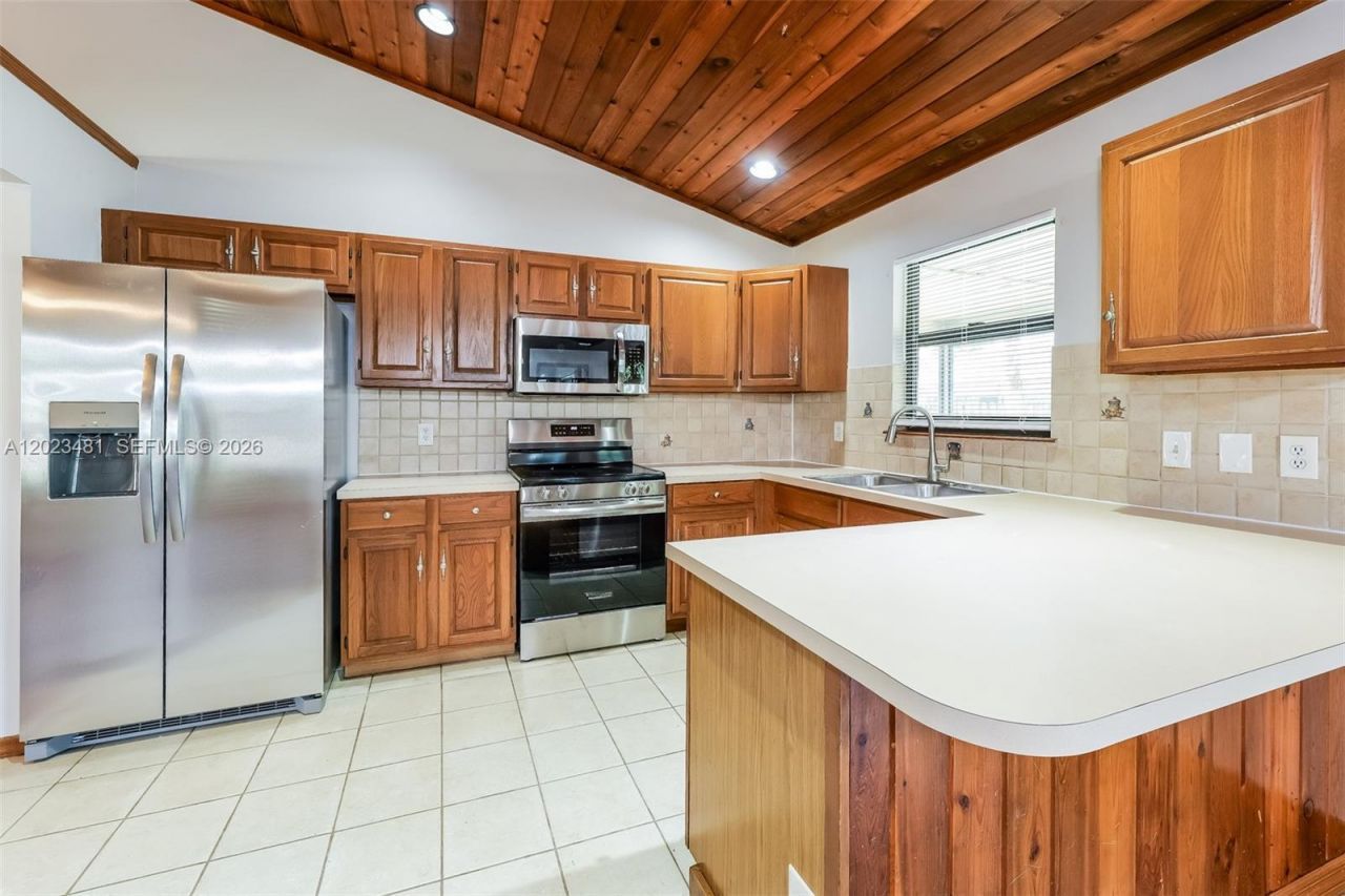 878 Daffodil Dr , Wellington, FL 33414 Photo