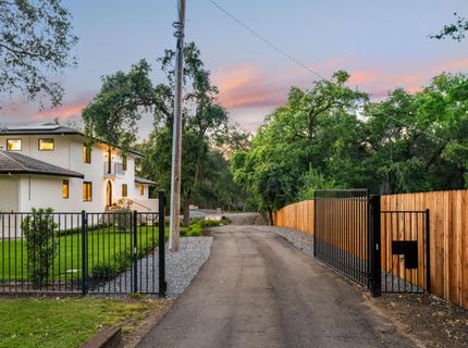 7697 Horseshoe Bar Rd, Loomis, CA 95650 Photo