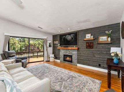 6313 Kenneth Way, Auburn, CA 95602 Photo