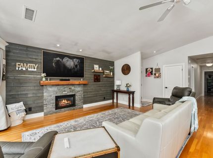 6313 Kenneth Way, Auburn, CA 95602 Photo