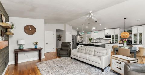6313 Kenneth Way, Auburn, CA 95602 Photo
