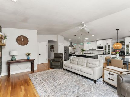 6313 Kenneth Way, Auburn, CA 95602 Photo