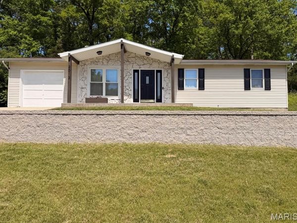 2013 Waybridge Lane, Fenton, MO 63026