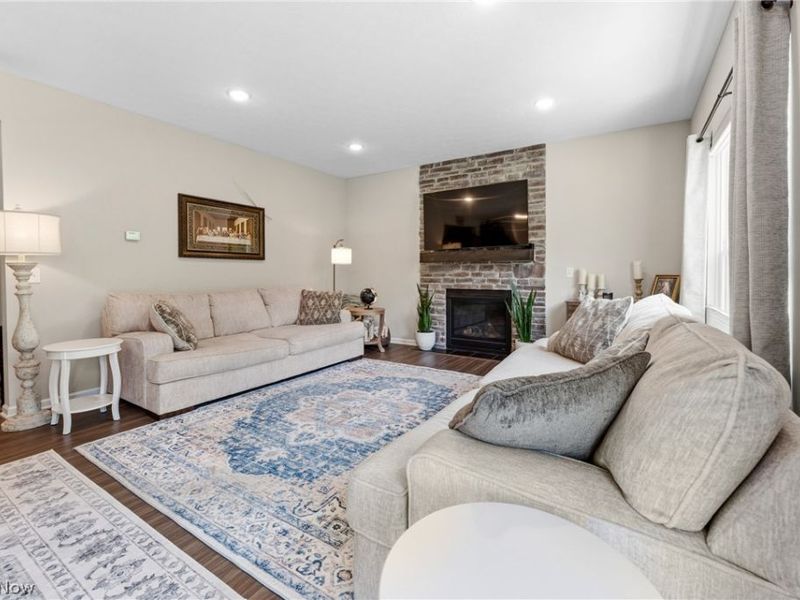 1216 Selena Grove, Green, OH 44685 Photo 16