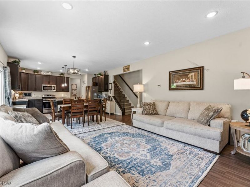 1216 Selena Grove, Green, OH 44685 Photo 18
