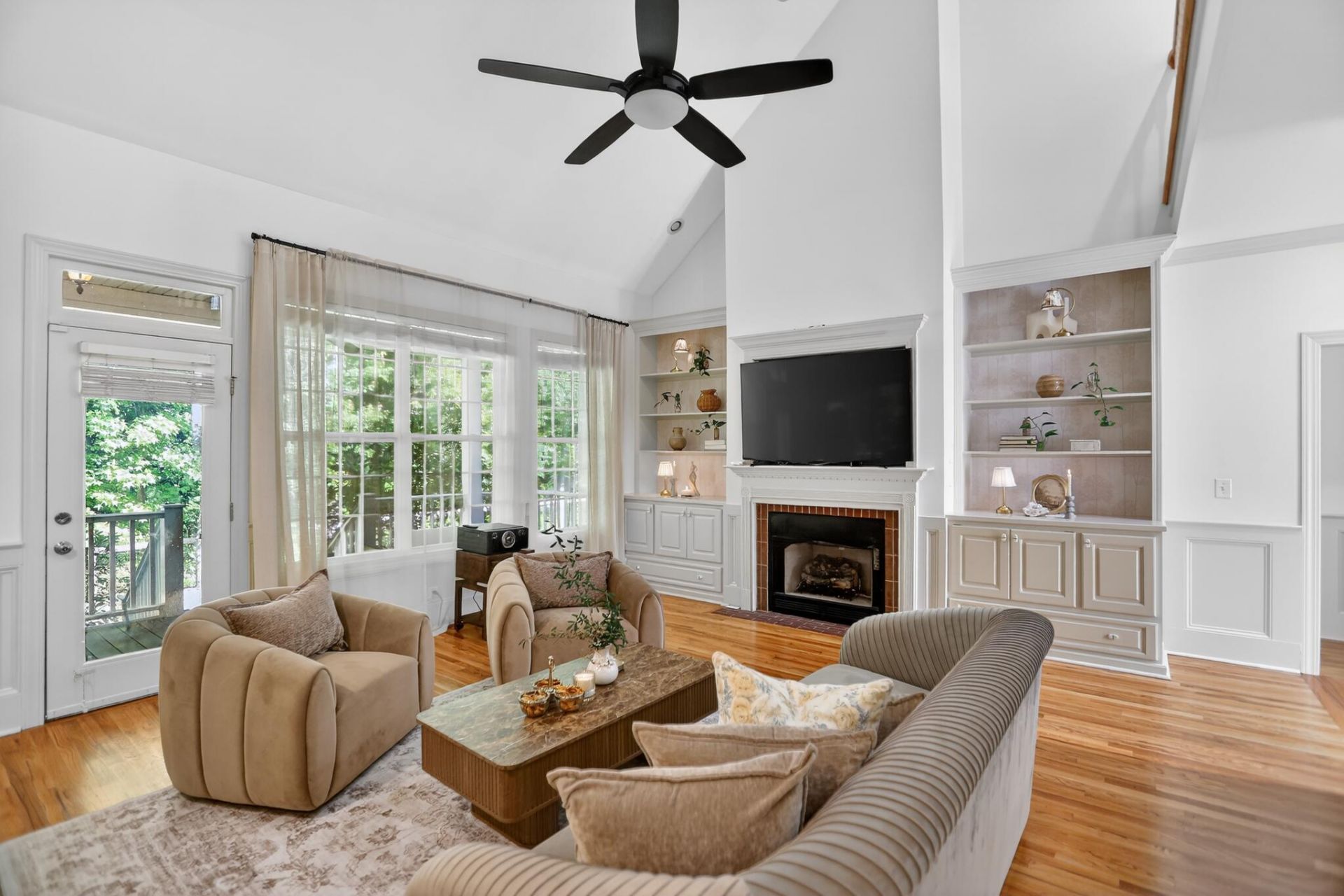 8631 Woodland Walk Photo 11