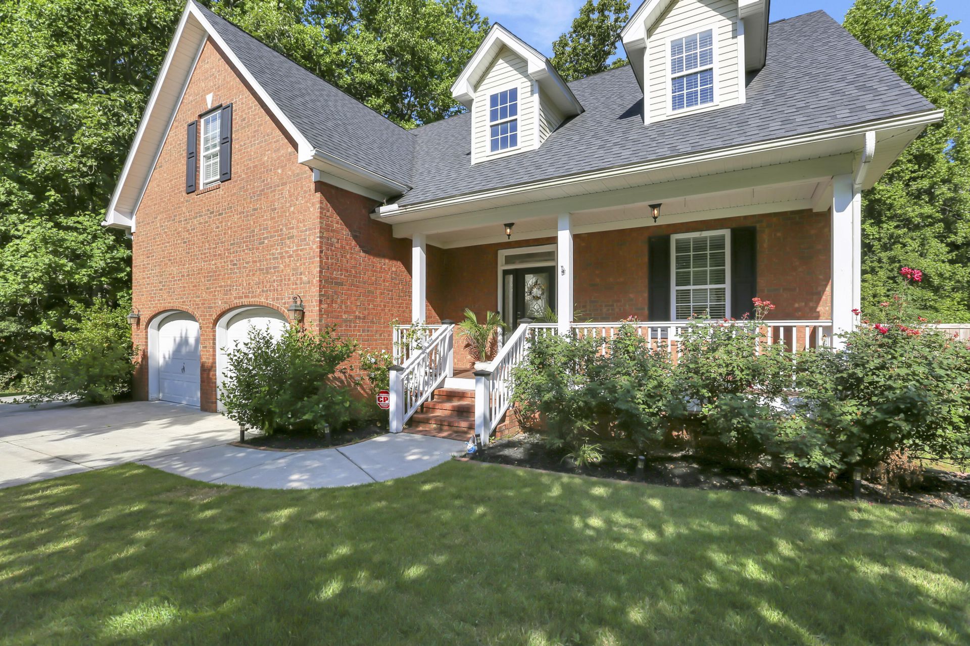 8631 Woodland Walk Photo 4
