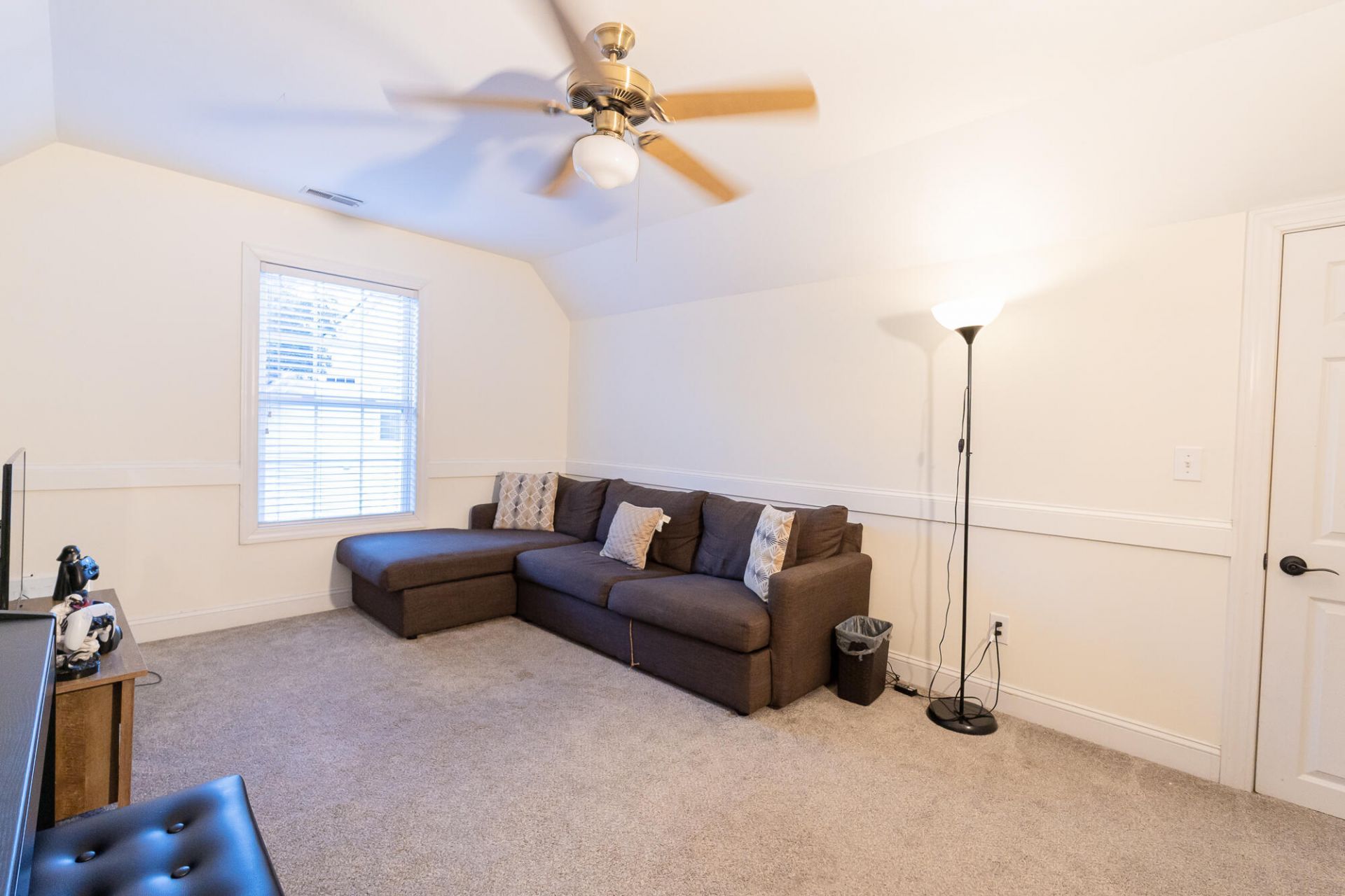 8631 Woodland Walk Photo 44