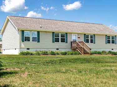 2242 W DRY RIVER RD, DAYTON, VA 22821