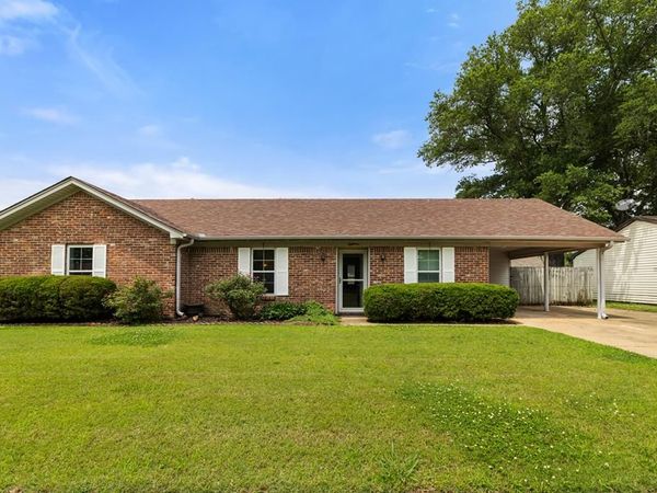 18 Lynn Cove, Marion, AR 72364