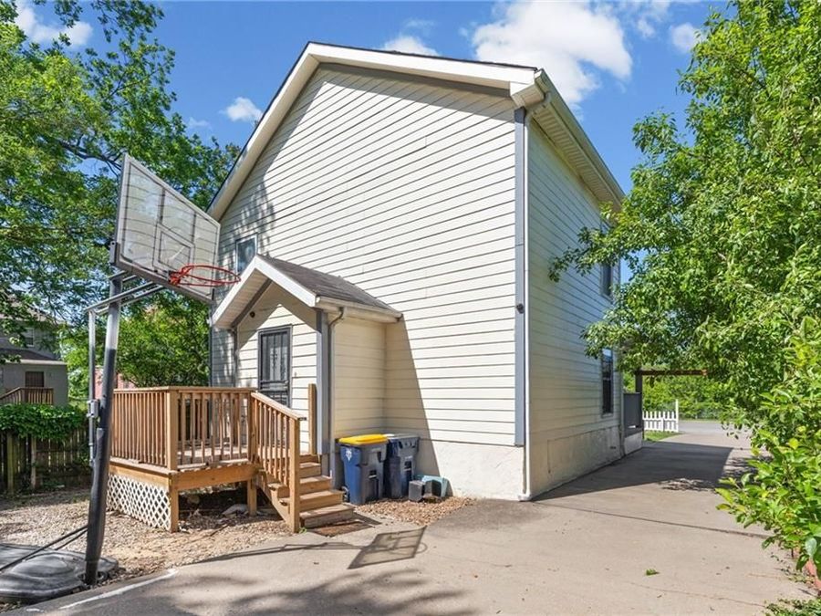 Property Image 32