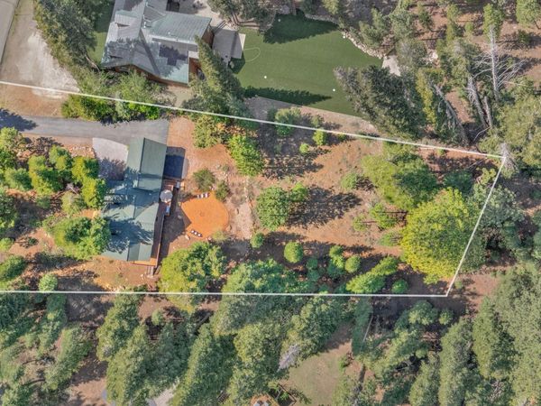 11310 Thelin Drive, Truckee, CA 96161