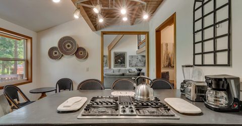11310 Thelin Drive, Truckee, CA 96161 Photo
