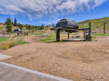11685 Snowpeak Way, Unit #545, Truckee, CA 96161 Photo