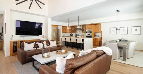 11736 Hope Court, Truckee, CA 96161 Photo