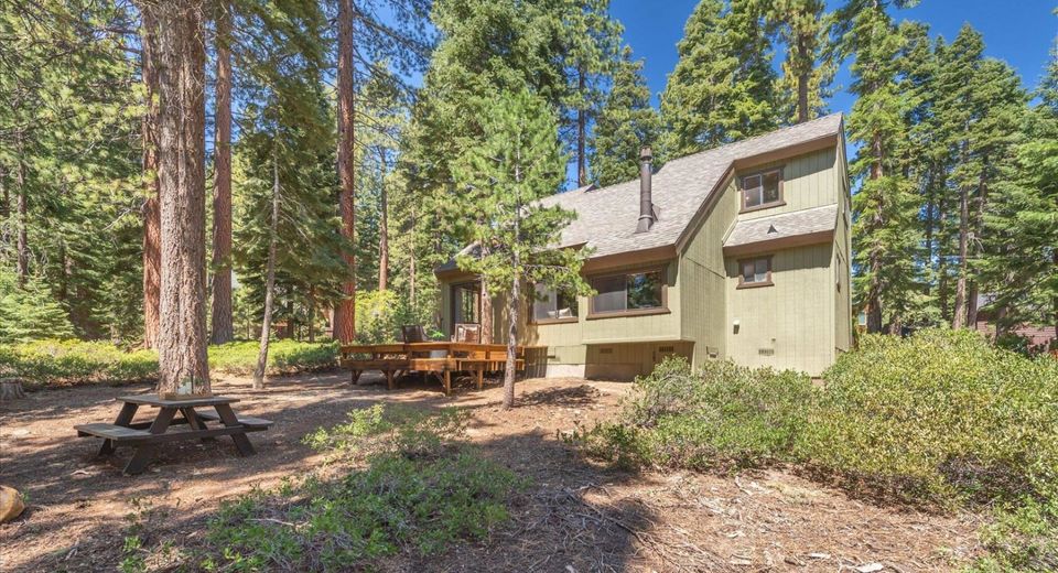 325 North Ridge Drive, Carnelian Bay, CA 96145 Photo