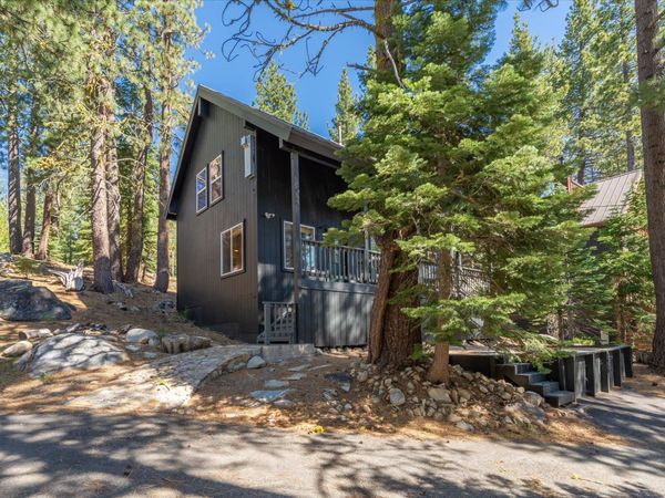 50638 Hemlock Court, Soda Springs, CA 95728