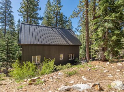 50638 Hemlock Court, Soda Springs, CA 95728 Photo