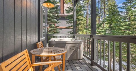 50638 Hemlock Court, Soda Springs, CA 95728 Photo