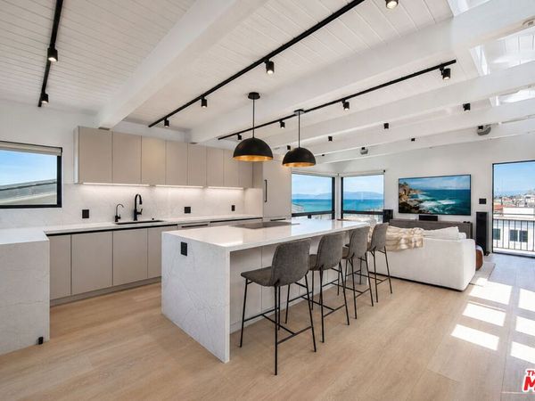 221 36th Street, Manhattan Beach, CA 90266