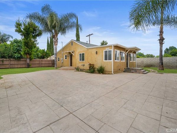 7620 Variel Avenue, Canoga Park, CA 91304