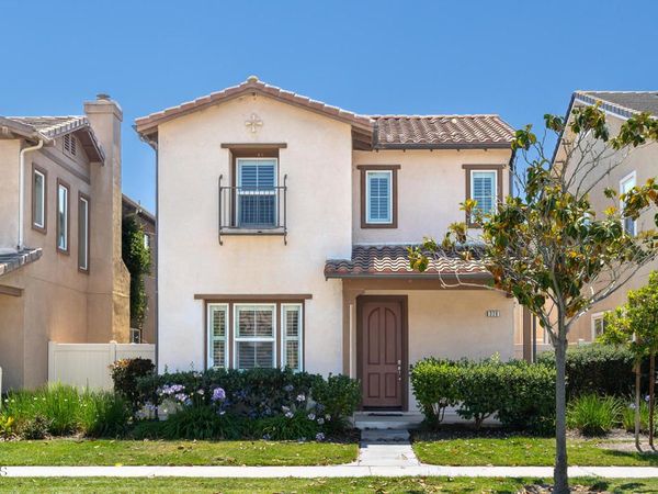 326 Lakeview Court, Oxnard, CA 93036
