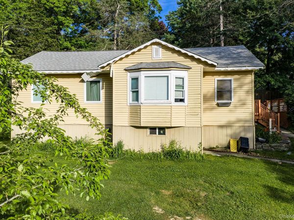 26 Woodycrest Trail , Monroe, NY 10950