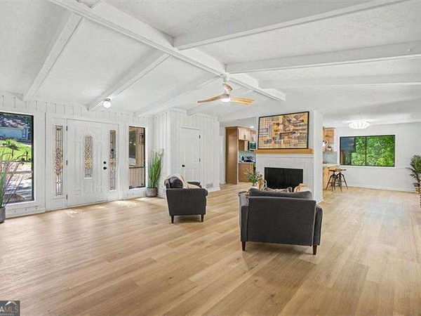 1583 Fieldgreen Overlook, Stone Mountain, GA 30088