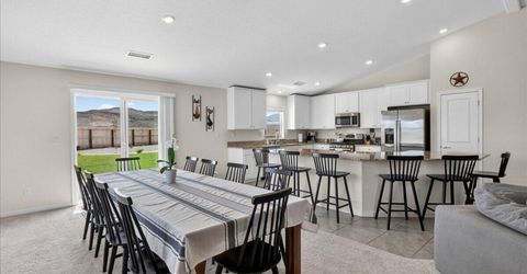 578 Pine Creek Circle, Dayton, NV 89403 Photo
