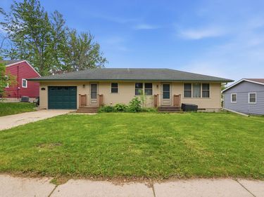 821 Elm Street W, Norwood Young America, MN 55368