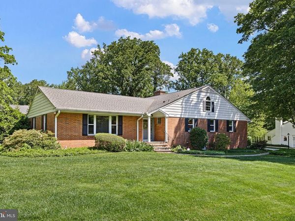 11 WELLINGTON ROAD, WILMINGTON, DE 19803