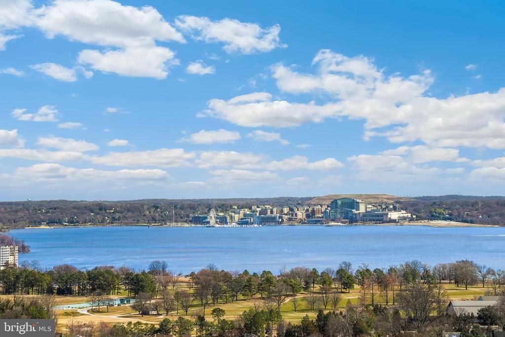 5903 MOUNT EAGLE DRIVE , ALEXANDRIA, VA 22303