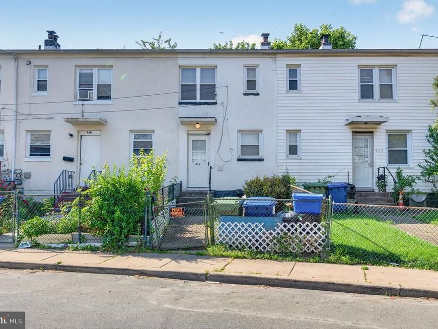 952 Armistead Way , Baltimore, MD 21205 Main Photo
