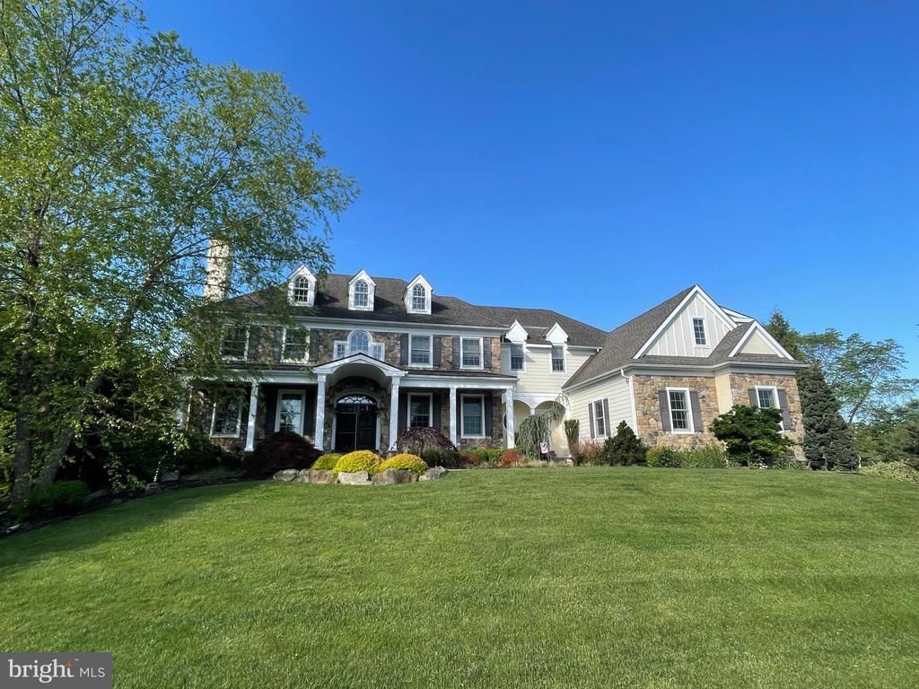 1024 BRICK HOUSE FARM LANE, NEWTOWN SQUARE, PA 19073
