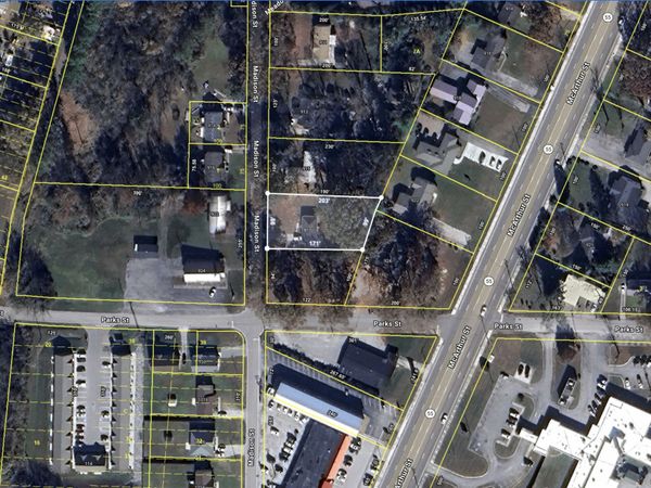 917 Madison St , Manchester, TN 37355