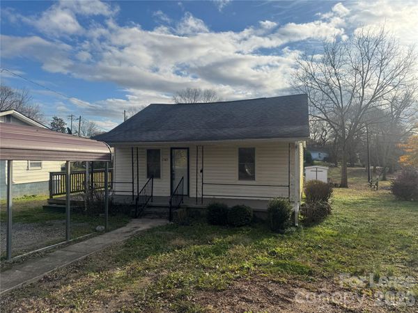 2885 Fair Oaks Drive , Gastonia, NC 28054