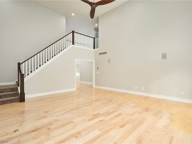 929 Hidden Valley Drive, Wadsworth, OH 44281 Photo 12