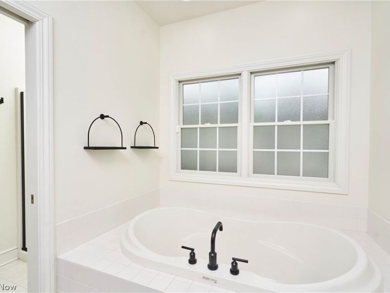 929 Hidden Valley Drive, Wadsworth, OH 44281 Photo 21