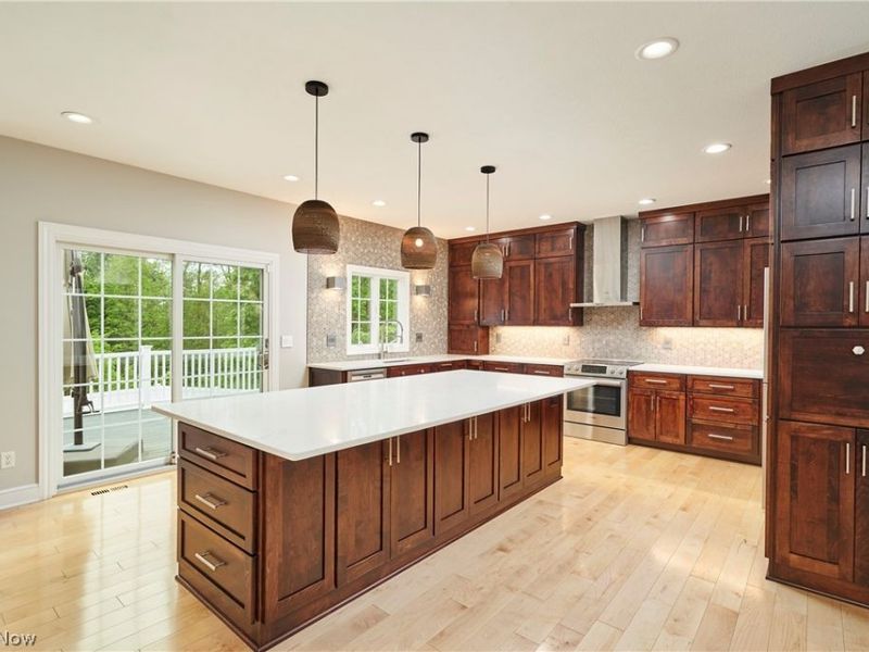 929 Hidden Valley Drive, Wadsworth, OH 44281 Photo 6