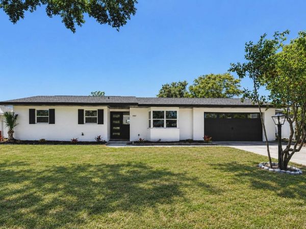 1110 MAYFLOWER AVENUE , DELTONA, FL 32725