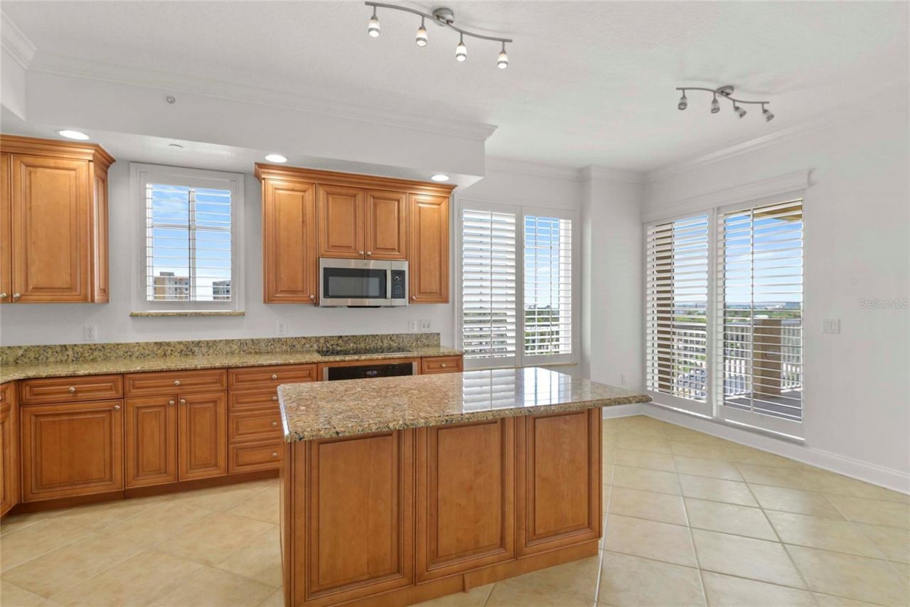 261 Minorca Beach Way, Unit 606, New Smyrna Beach, FL 32169 Photo